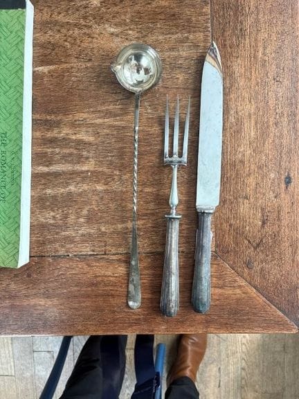 CHRISTOFLE
潘趣酒勺及切片餐具套装，银色金属材质
（氧化处理）