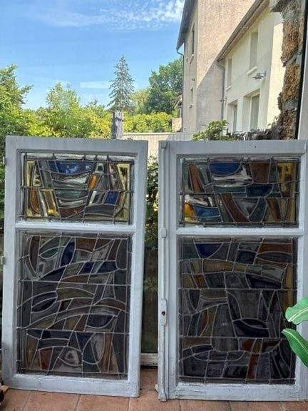 Anne LE CHEVALLIER
DEUX VITRAUX polychrome dans de