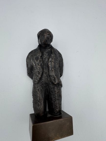 PICHON – DEL MORO
Männerbüste
Patinierter Bronzewu