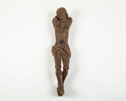 Christ en chêne sculpté en ronde-bosse, tête incli