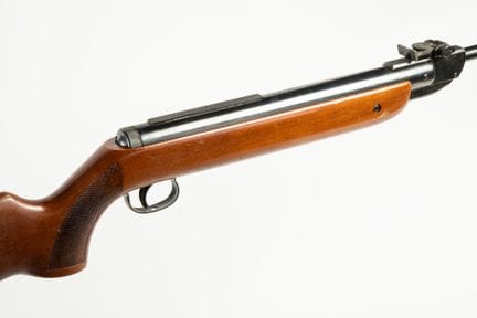 Carabine à air comprimé calibre 4.5 mm Diana modèl