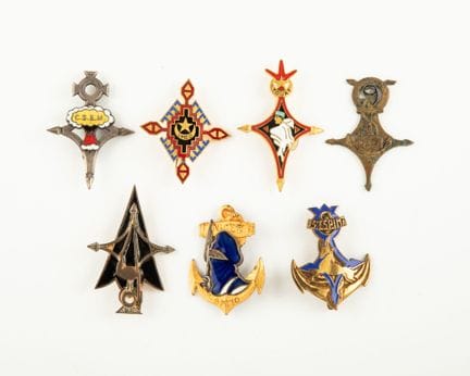 Set aus 7 verschiedenen französischen Regimentsabz