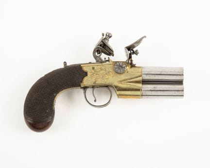Fort pistolet à coffre et à silex de défense, deux