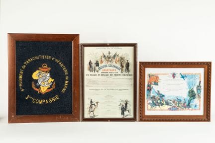 Set aus drei Bilderrahmen zum Thema Kolonialtruppe