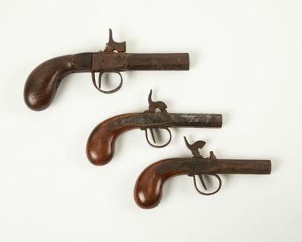 Set di tre pistole da difesa a canna liscia e a pe