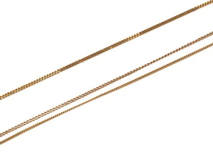 Lot en or 750 millièmes composé de 2 chaînes. (en 