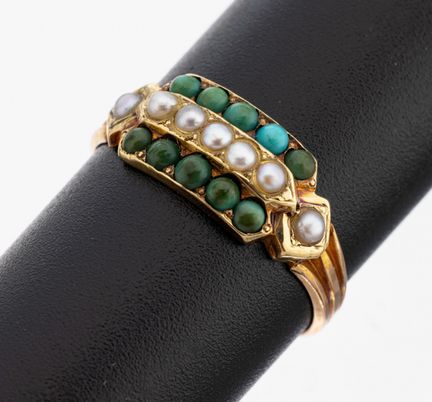 Anillo de oro de 15 kt con turquesas y perlas, Ing