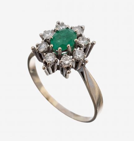 14 kt gold emerald-brilliant-ring , WG 585/000, ov