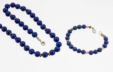 Lapis lazuli-jewelry set , comprised of: 1 necklac