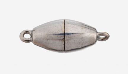 18 kt gold magnetic clasp, WG 750/000, olive shape