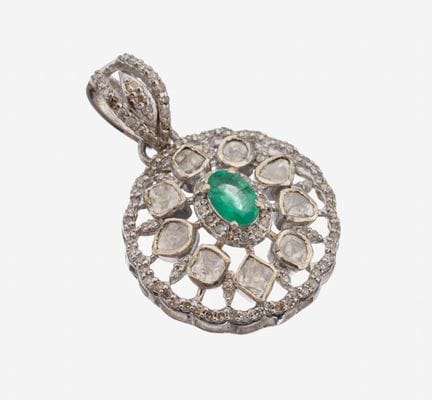 Emerald-diamond-pendant , silver tested, round mov