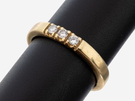 14 kt gold brilliant-ring , YG 585/000, 3 brillian
