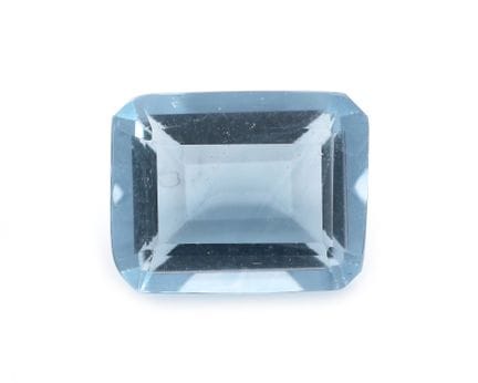 Fluorite sfusa, circa 2,80 ct, taglio a gradini ot