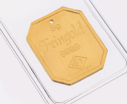 24 kt gold pendant , YG 999/000, bar, drilled as p