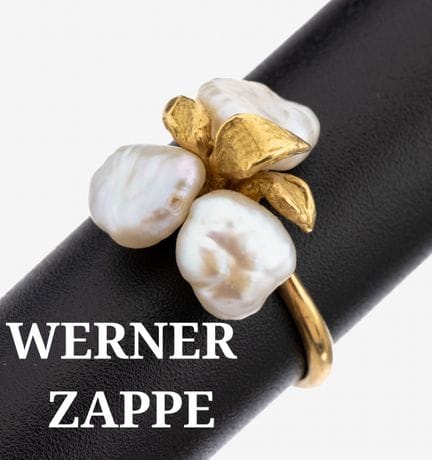 Anillo de perlas WERNER ZAPPE de oro de 18 quilate