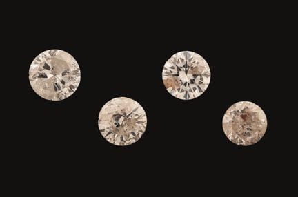 Lotto 4: brillanti sfusi per un totale di circa 1,