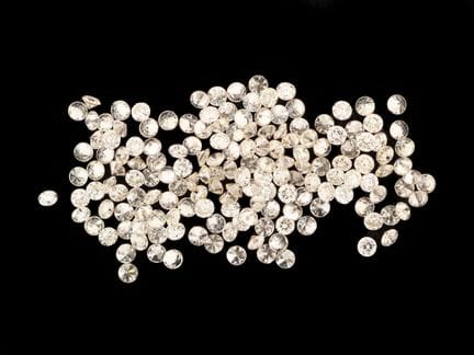 Lotto di brillanti sfusi per un totale di circa 1,