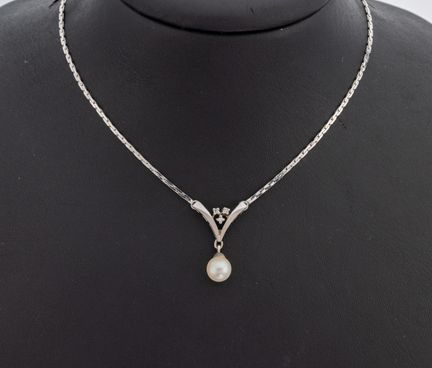 14 kt gold pearl-diamond-necklace , WG 585/000, mi