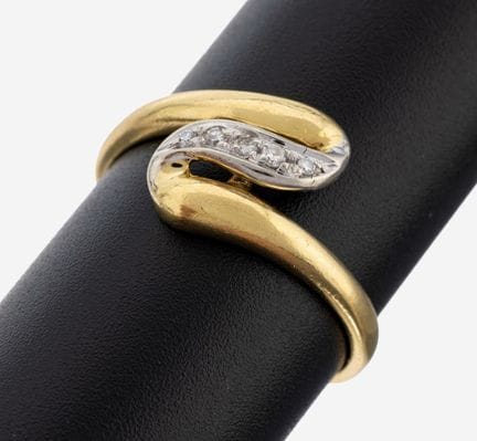 18 kt gold diamond-ring , YG/WG 750/000, curved, 5