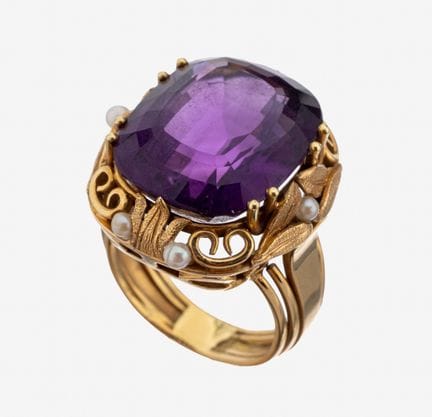 Bague en or 18 carats sertie d'une améthyste et de