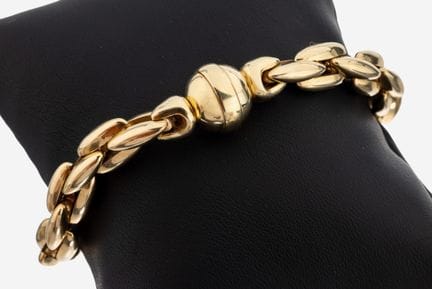 Bracelet en or 14 carats, poinçon GG 585/000, fini