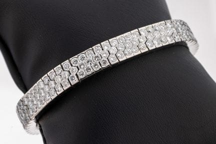 Magnifique bracelet en or 18 carats serti de diama