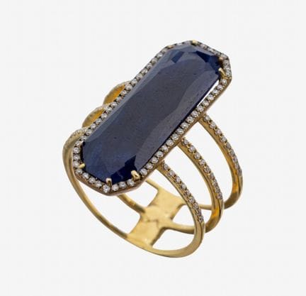 Bague en or 18 carats avec saphir et diamants tail