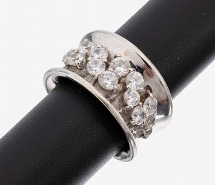 14 kt gold ring , WG 585/000, 14 diamond imitation