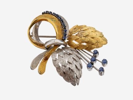 18 kt gold sapphire-brooch, 1970s , YG/WG 750/000,