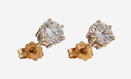 Paire de boucles d'oreilles en or 14 carats sertie