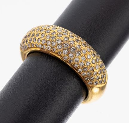Bague en or 18 carats sertie de brillants, poinçon