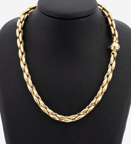 Collier en or 14 carats, poinçon GG 585/000, finit