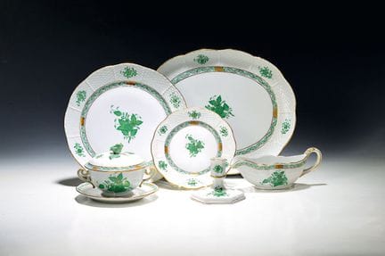 Vajilla para 8 comensales, Herend, Apponyi verde c
