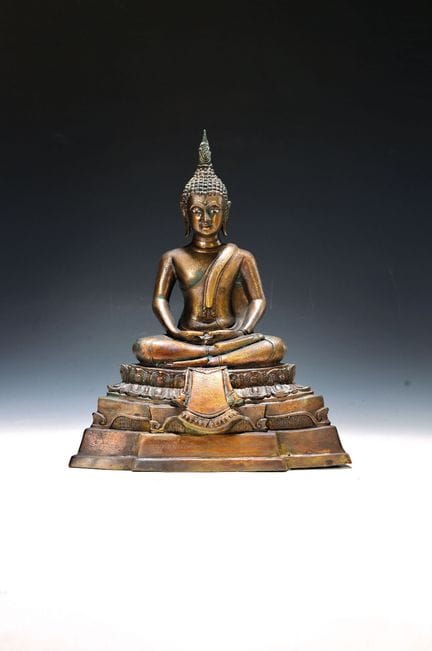 Buda Shakyamuni sentado, Tailandia, hacia 1900, br