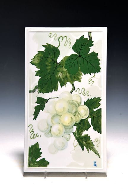 Plato decorativo de porcelana con hojas de parra v