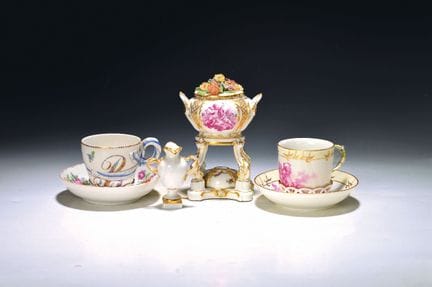 Cuatro piezas de porcelana, KPM Berlín, siglo XX, 