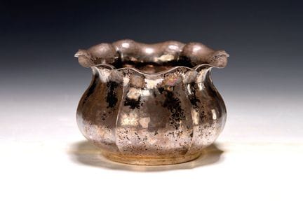 Vase au décor martelé, Argenteria Sandona, Vicence