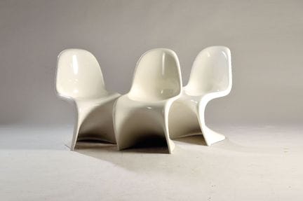 3 sillas Panton blancas, diseño de Verner Panton, 