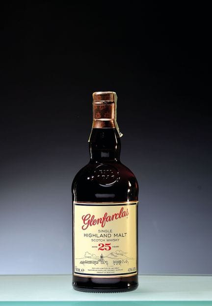 1 bouteille de Glenfarclas 25 ans d'âge, whisky éc