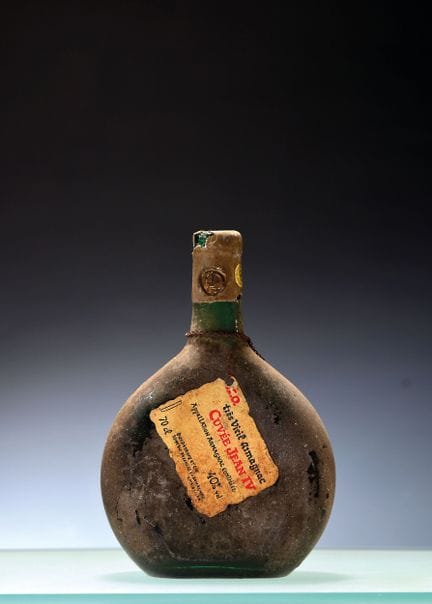 1 bouteille d'Armagnac « Tres Vieil » Cuvée Jean I
