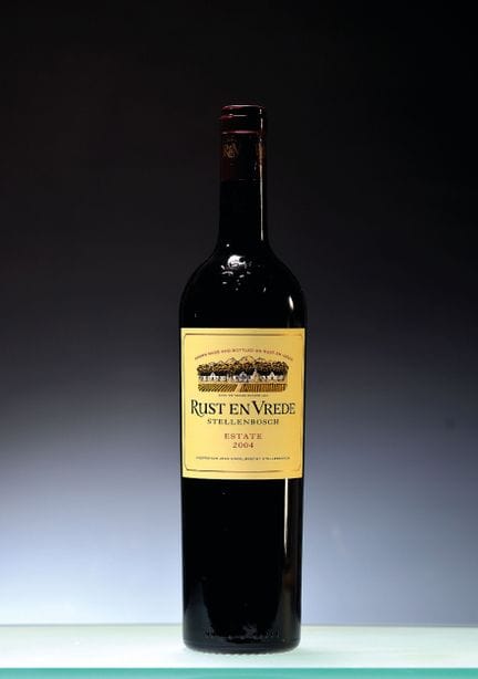 2 Flaschen 2004 Rust en Vrede Estate, Stellenbosch