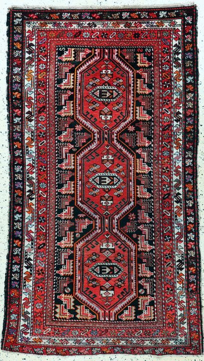 Alfombra malaya antigua, Persia, hacia 1900, lana 