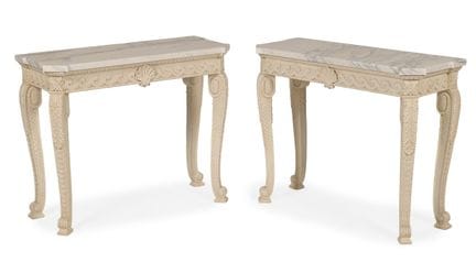 COPPIA DI CONSOLE IN LEGNO INTAGLIATO E PITTURATE 