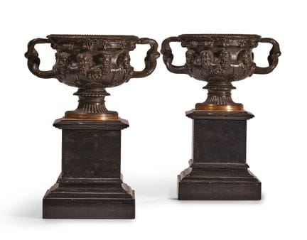 DOPO L'ANTICHITÀ, UNA COPPIA DI MODELLI IN BRONZO 
