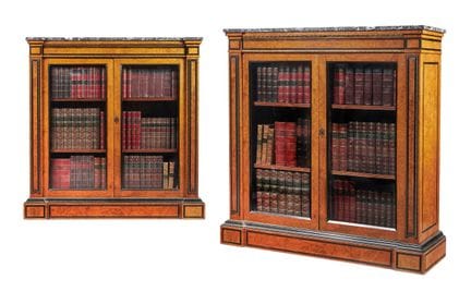 UN COPPIO DI LIBRERIE VITTORIANE IN OLMO BURR, CON