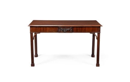 TABLE DE SERVICE OU TABLE D'APPOINT EN ACAJOU SCUL