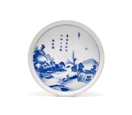 Plato chino azul y blanco de la época de Kangxi (1