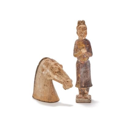 Maqueta china de un funcionario de pie, esmaltada 