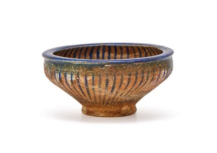 Una ciotola in ceramica a fritta di Kashan, XIII s