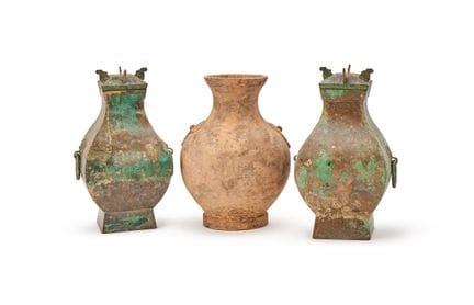 Coppia di vasi e coperchi in bronzo in stile Han (